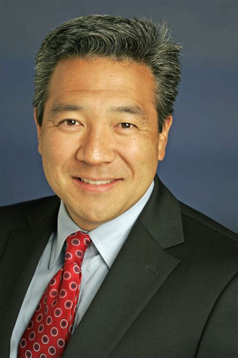 Kevin Tsujihara .